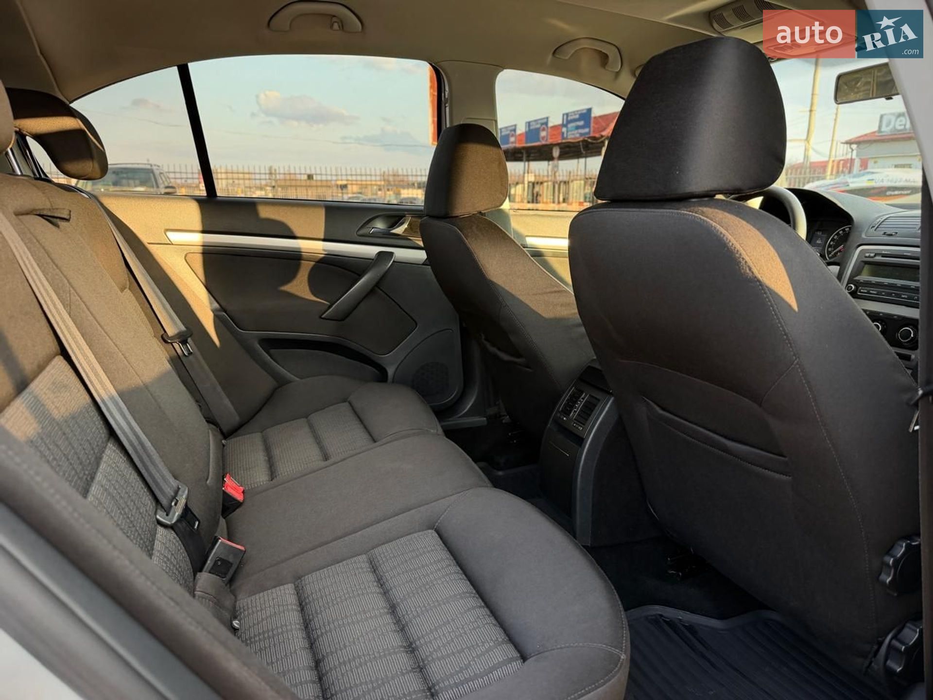 Skoda Octavia 2011 VIN TMBBA41Z2BB154937 фото оголошення 53 з 60