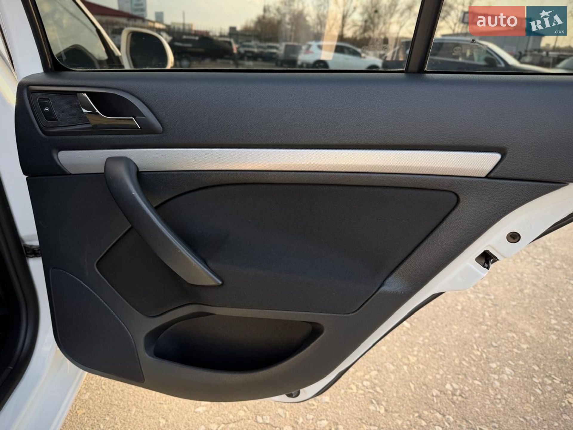 Skoda Octavia 2011 VIN TMBBA41Z2BB154937 фото оголошення 54 з 60