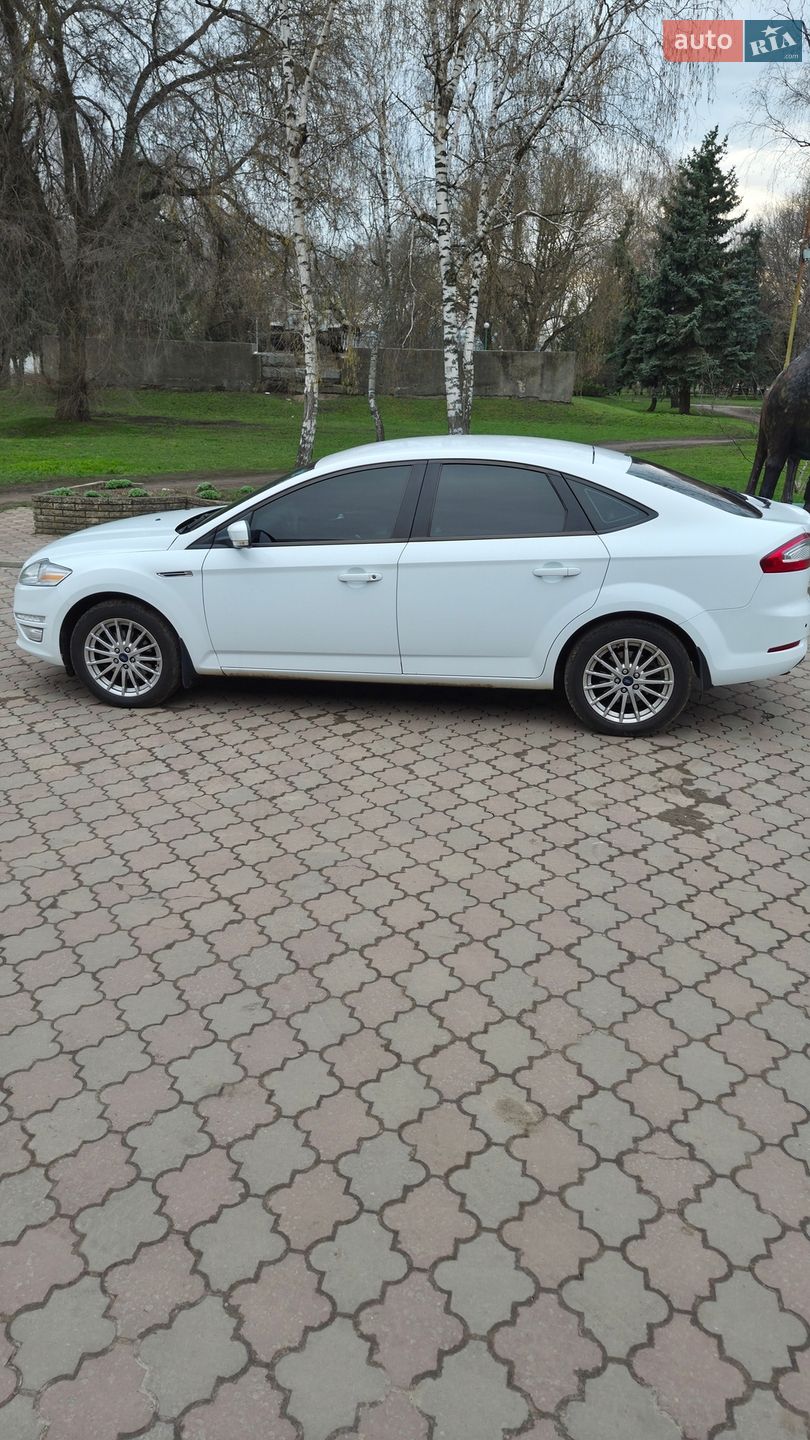 Ford Mondeo 2014 VIN WF0EXXGBBEEJ28759 фото оголошення 2 з 27