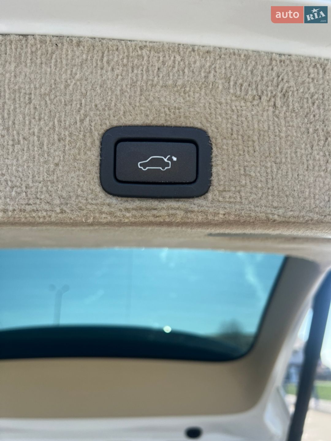 Volvo XC60 2014 VIN YV440MDKXF2678723 фото оголошення 26 з 40