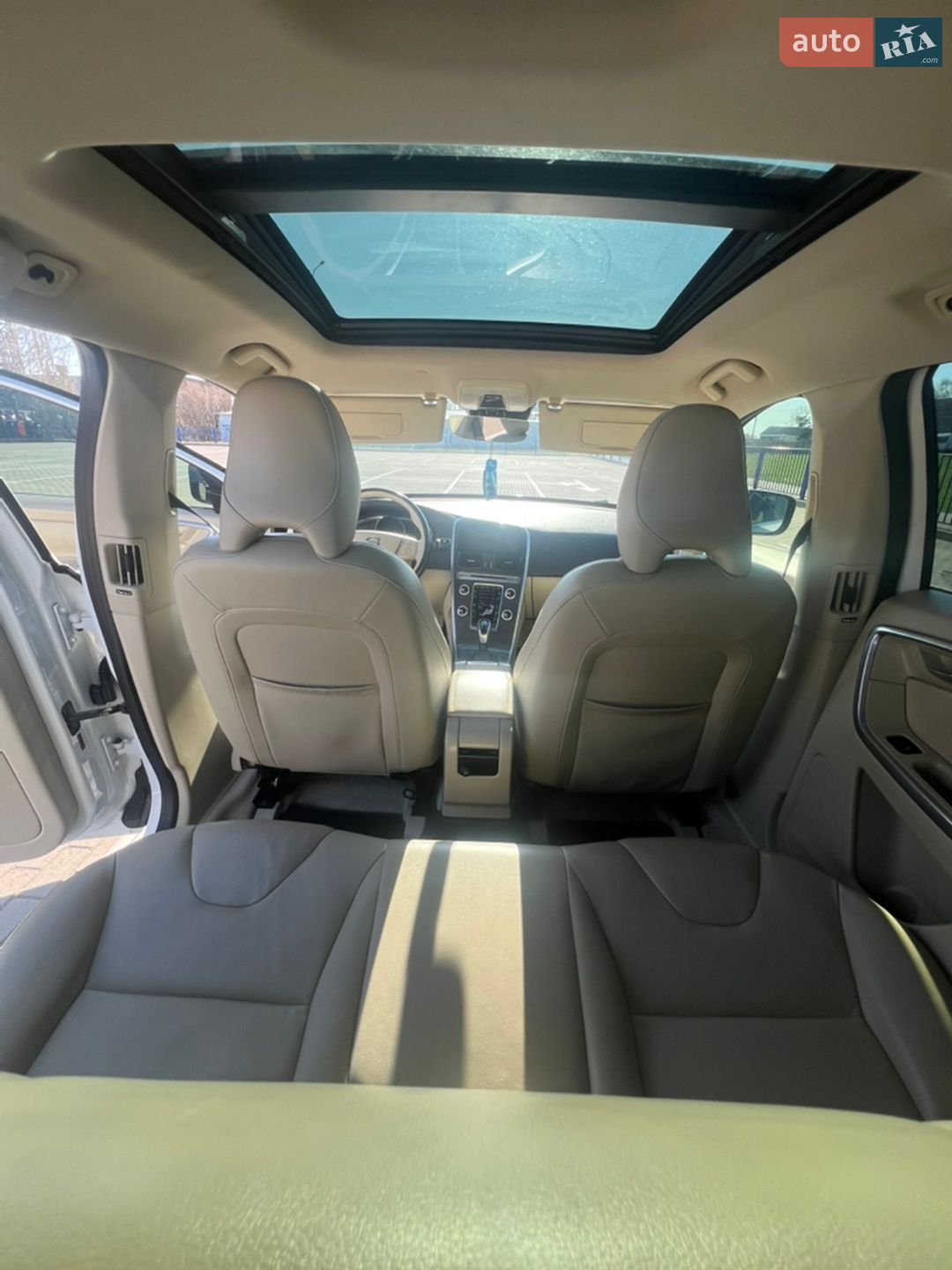 Volvo XC60 2014 VIN YV440MDKXF2678723 фото оголошення 28 з 40