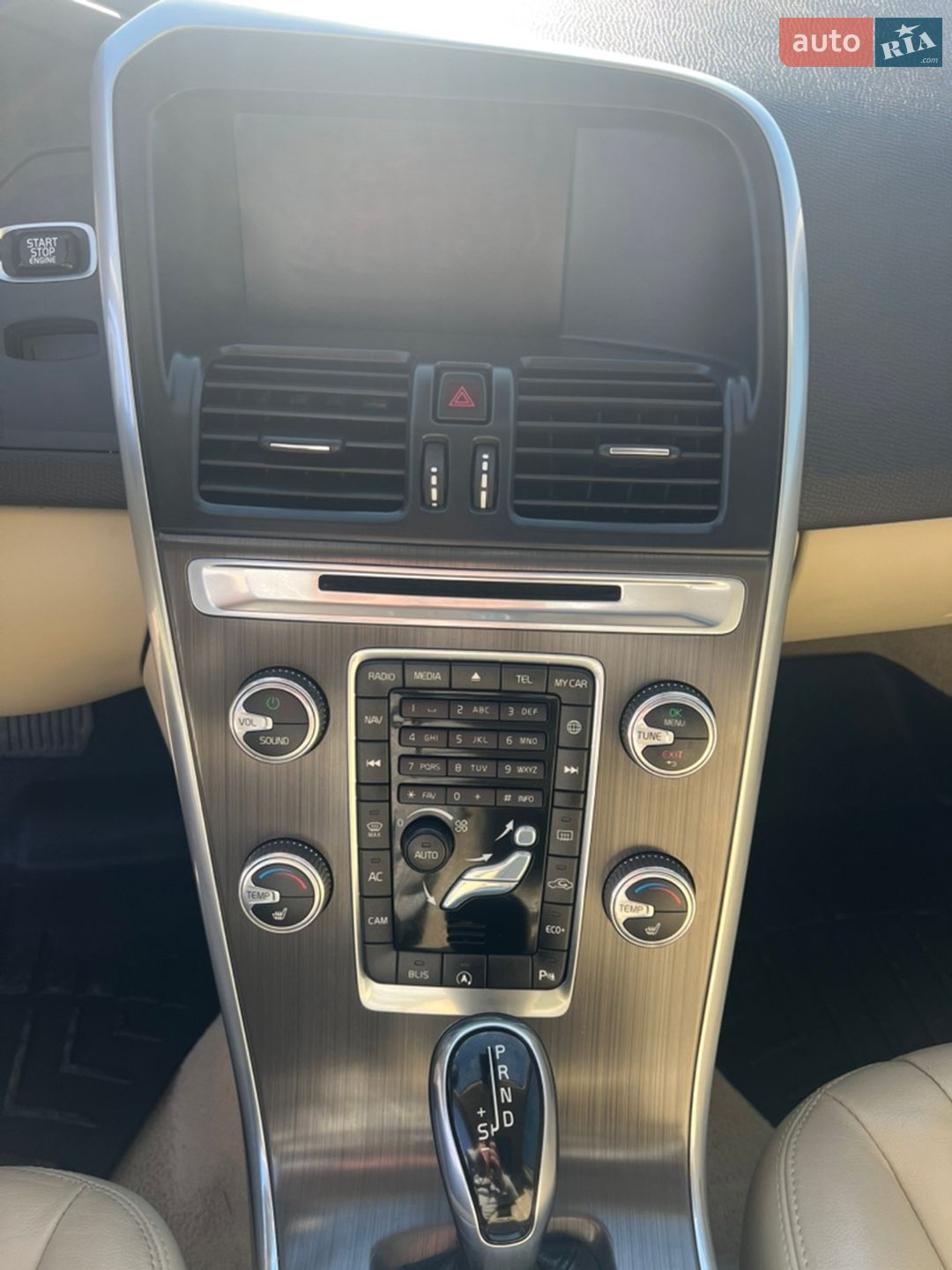 Volvo XC60 2014 VIN YV440MDKXF2678723 фото оголошення 36 з 40