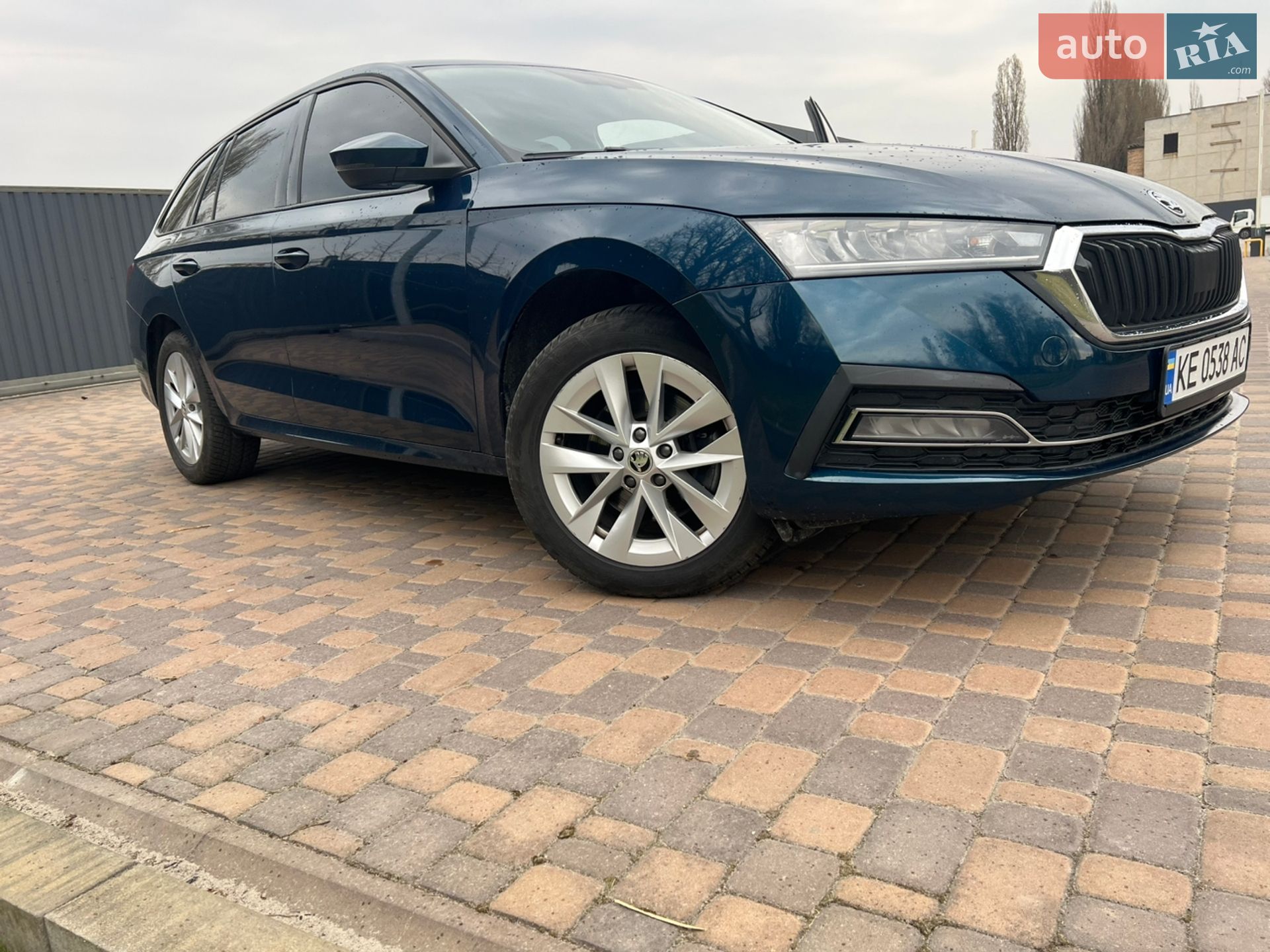 Skoda Octavia 2023 VIN TMBJS4NX9RY057629 фото оголошення 2 з 23
