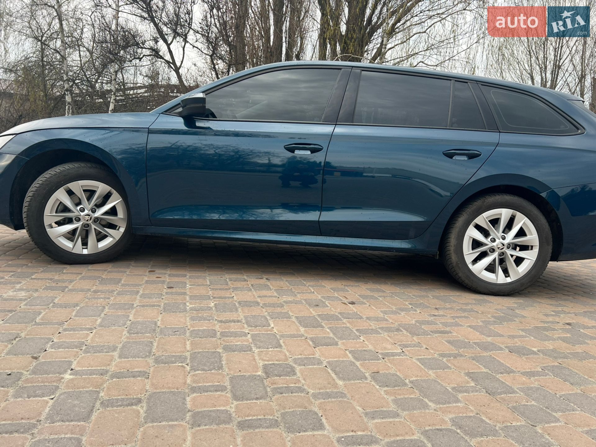 Skoda Octavia 2023 VIN TMBJS4NX9RY057629 фото оголошення 12 з 23