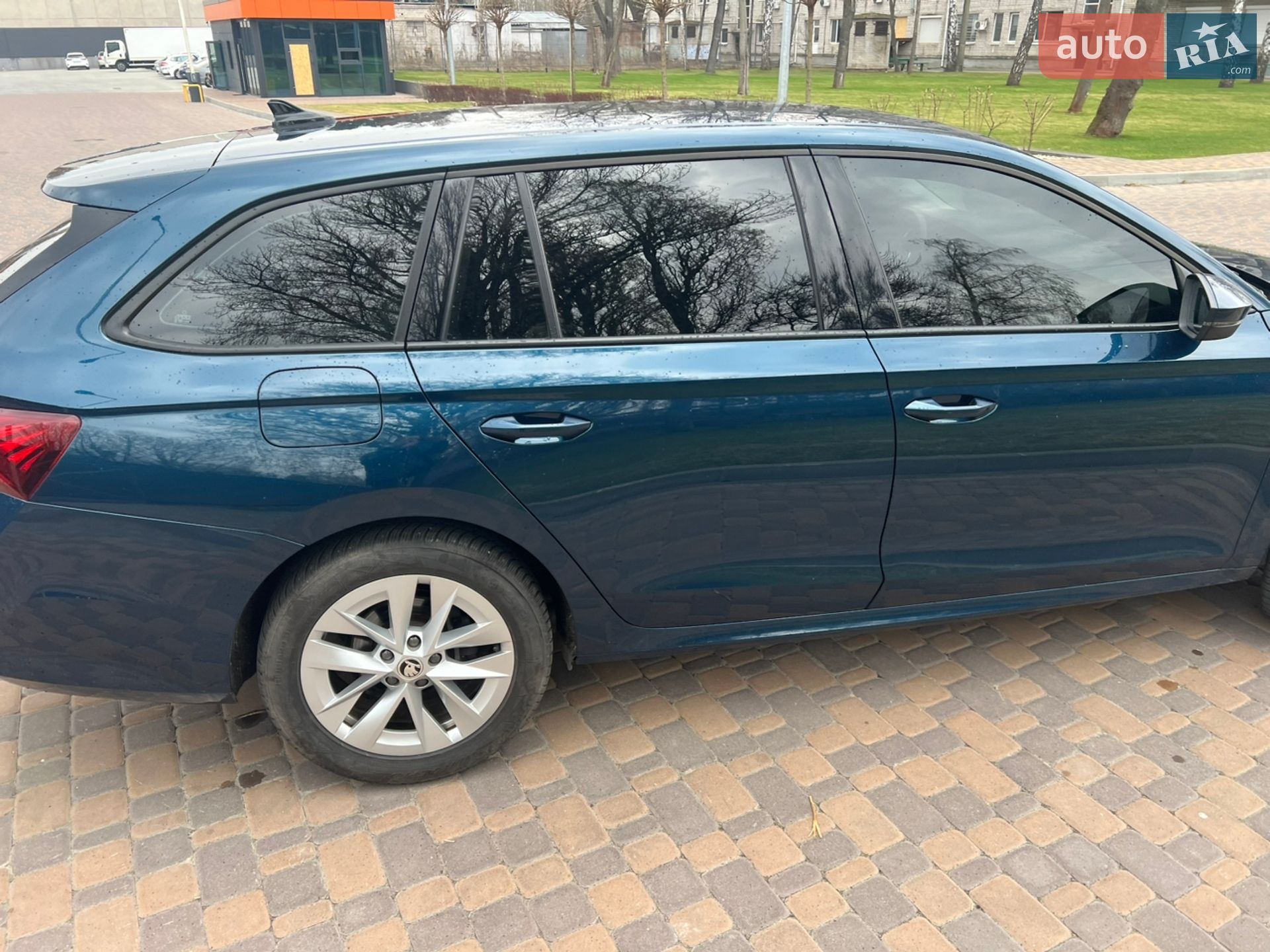 Skoda Octavia 2023 VIN TMBJS4NX9RY057629 фото оголошення 16 з 23