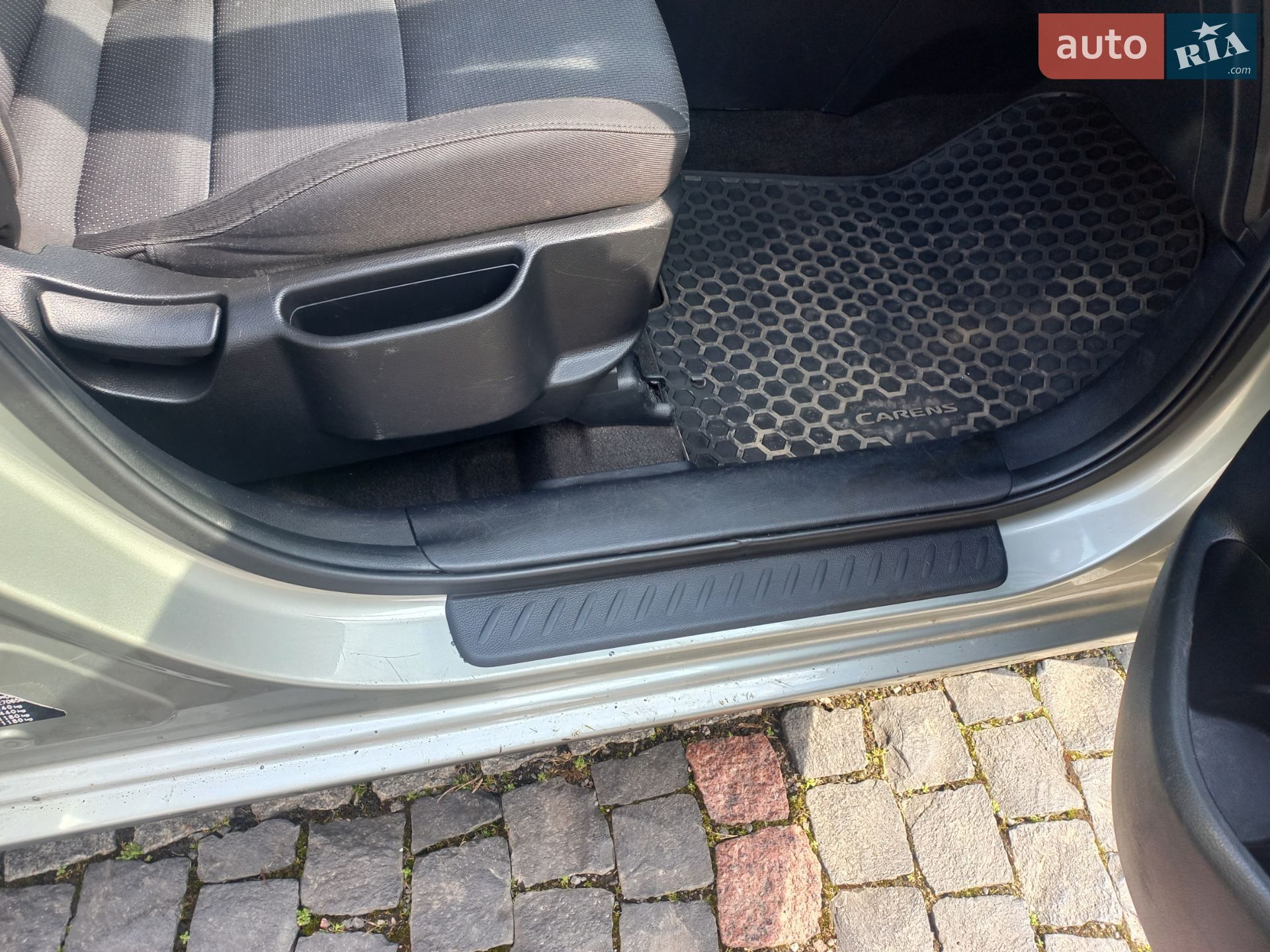 Kia Carens 2014 VIN KNAHU811AE7065825 фото оголошення 5 з 43