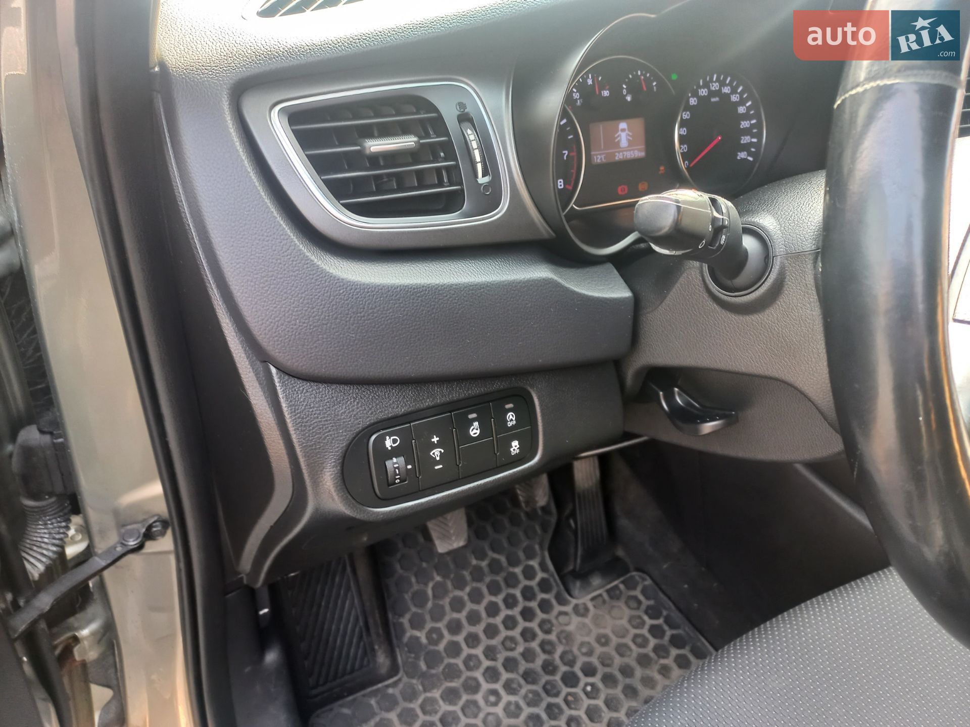 Kia Carens 2014 VIN KNAHU811AE7065825 фото оголошення 8 з 43