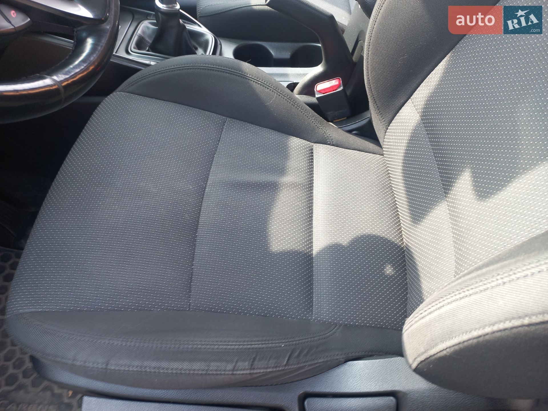 Kia Carens 2014 VIN KNAHU811AE7065825 фото оголошення 9 з 43