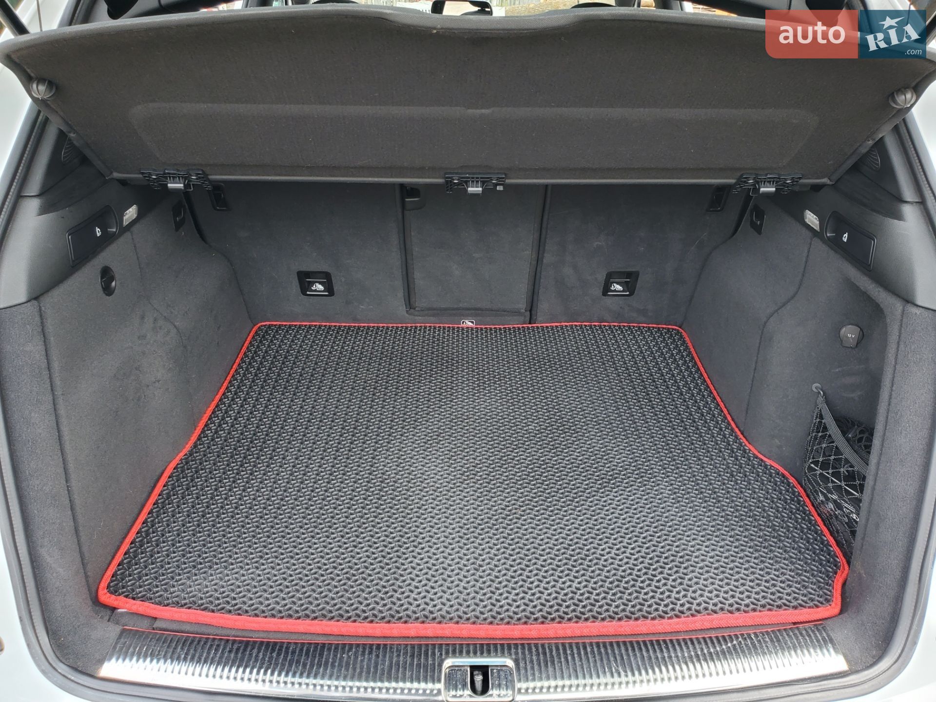 Audi SQ5 2016 VIN WA1CCAFP5HA020761 фото оголошення 9 з 21
