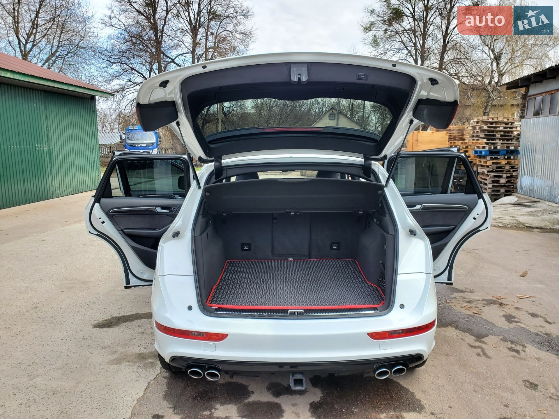 Audi SQ5 2016 VIN WA1CCAFP5HA020761 фото оголошення 10 з 21
