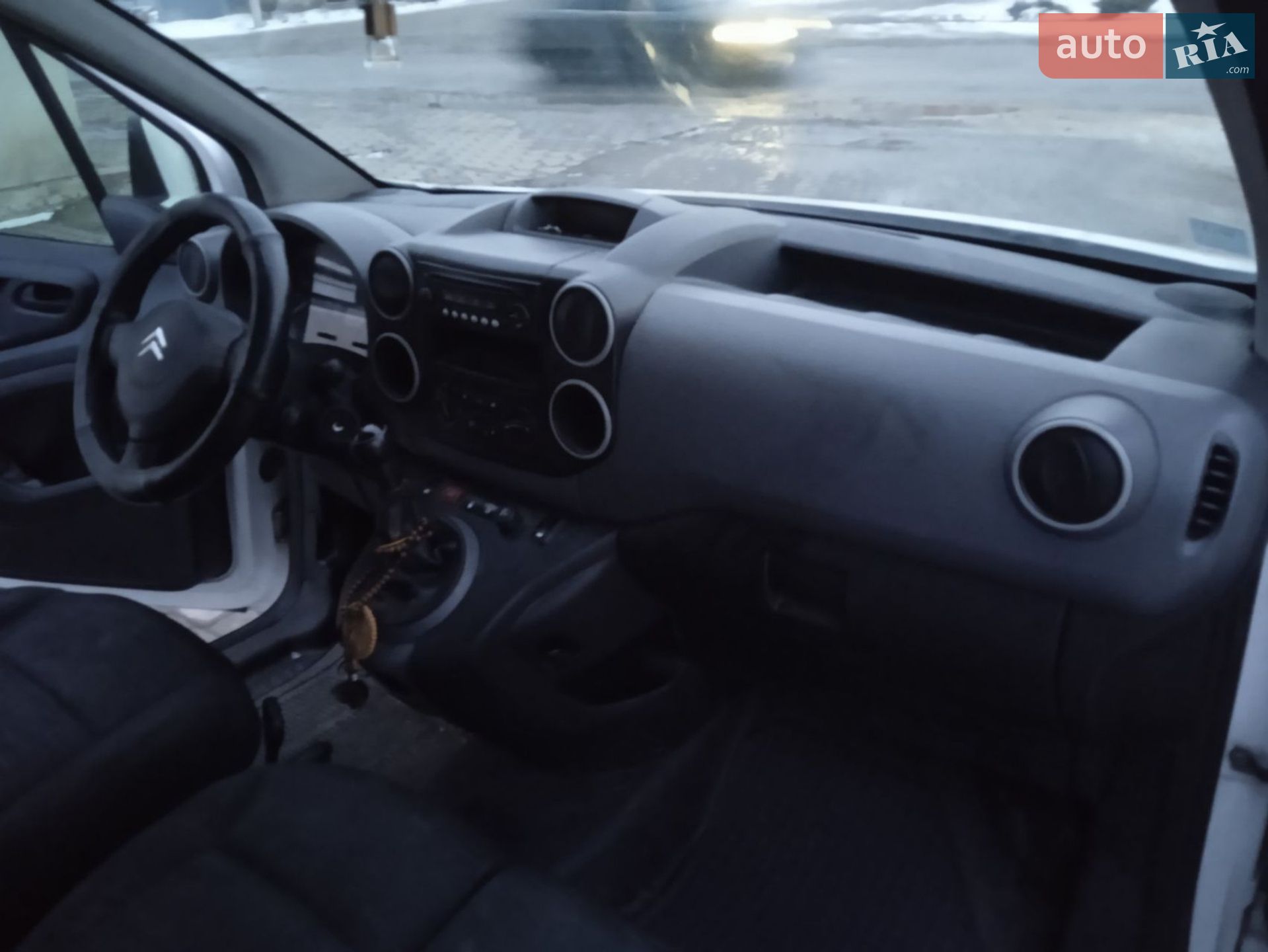 Citroen Berlingo 2010 VIN VF77B9HTCAJ634908 фото оголошення 40 з 53