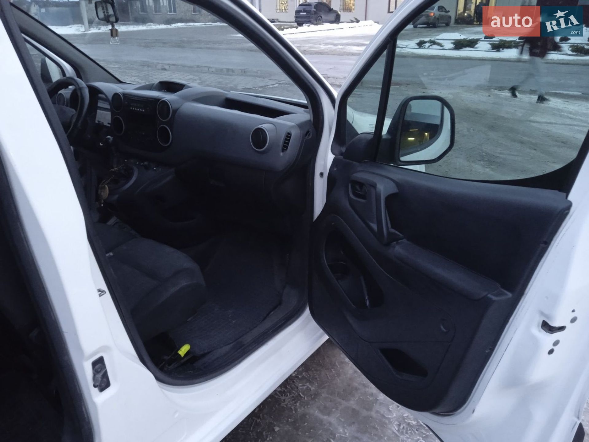 Citroen Berlingo 2010 VIN VF77B9HTCAJ634908 фото оголошення 38 з 53
