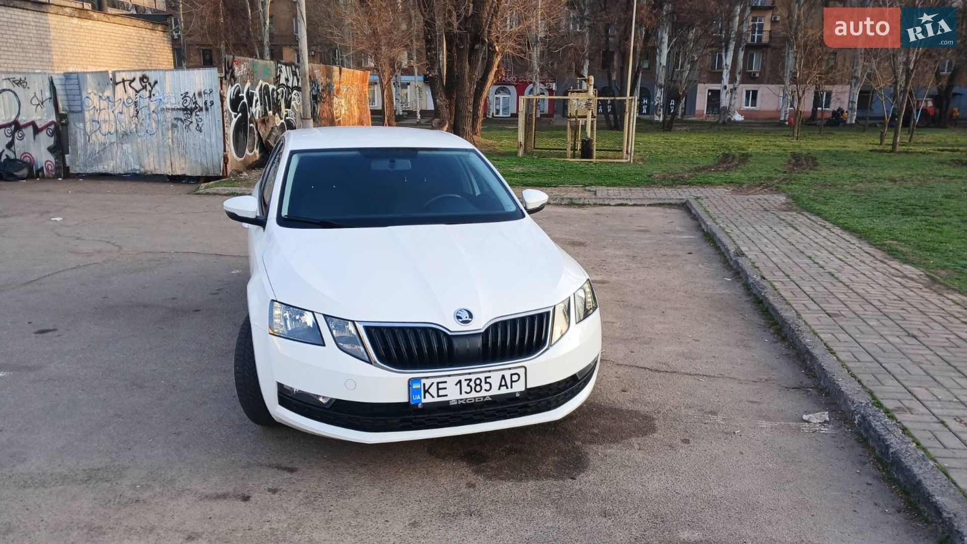 Skoda Octavia 2019 VIN TMBAG7NE9K0142332 фото оголошення 5 з 38