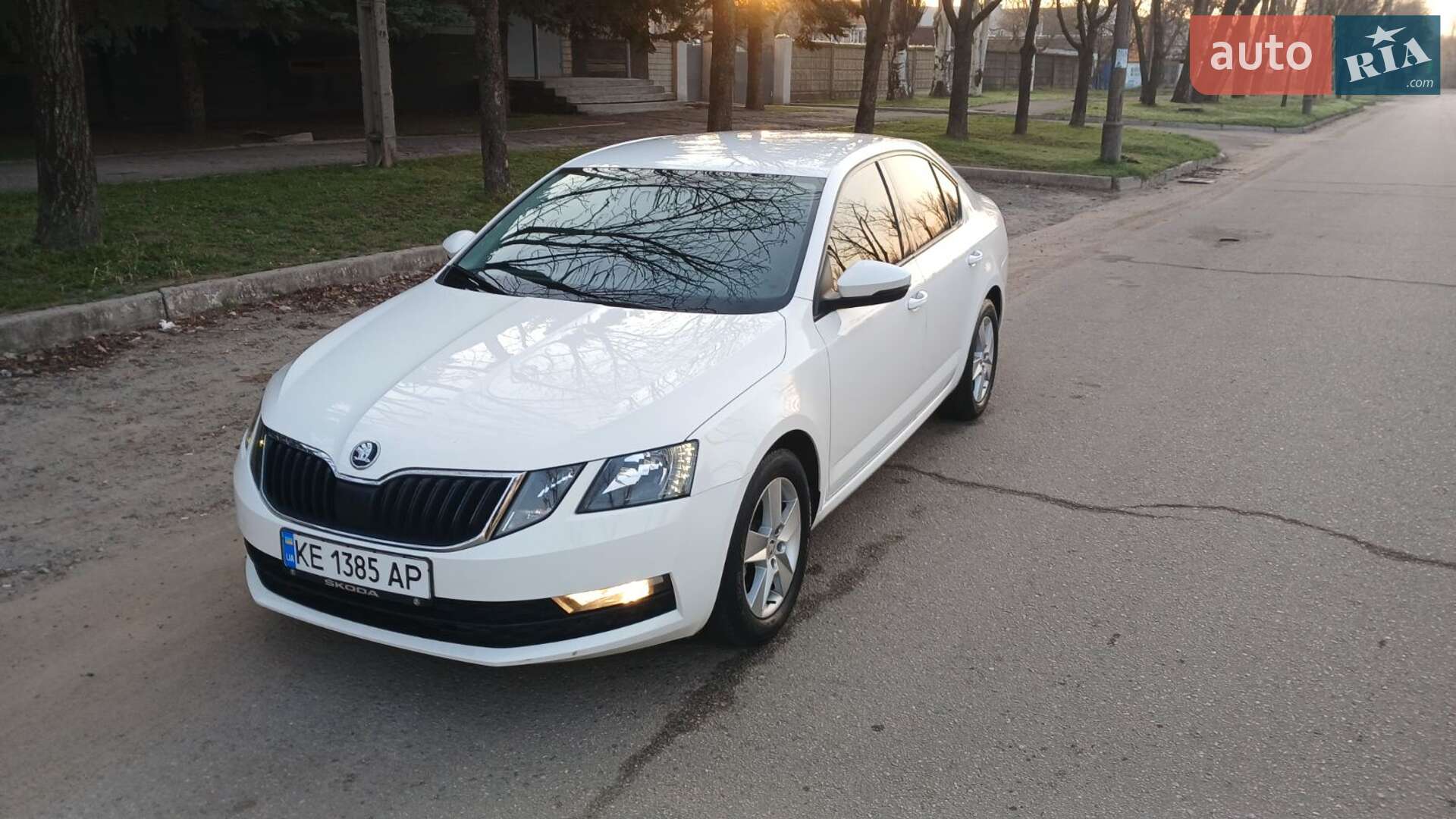 Skoda Octavia 2019 VIN TMBAG7NE9K0142332 фото оголошення 7 з 38