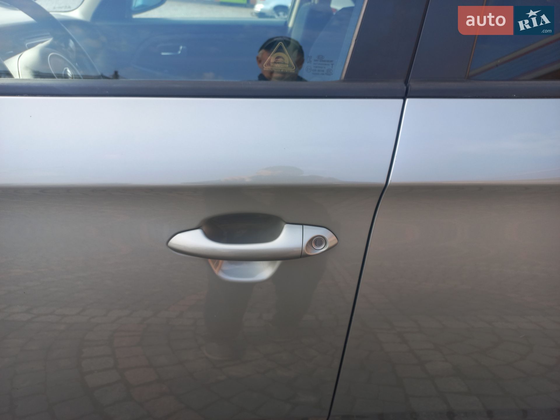 Kia Carens 2014 VIN KNAHU811AE7065825 фото оголошення 28 з 43