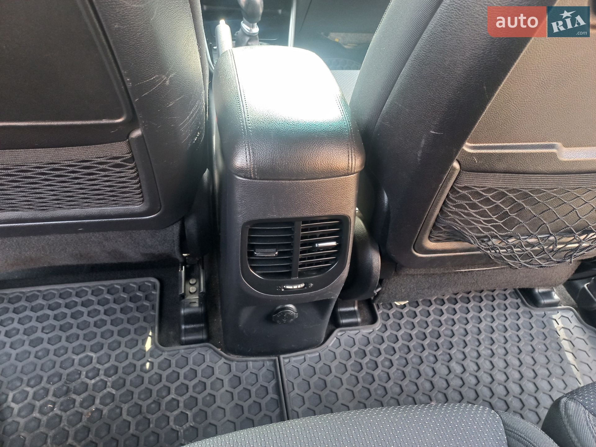 Kia Carens 2014 VIN KNAHU811AE7065825 фото оголошення 31 з 43