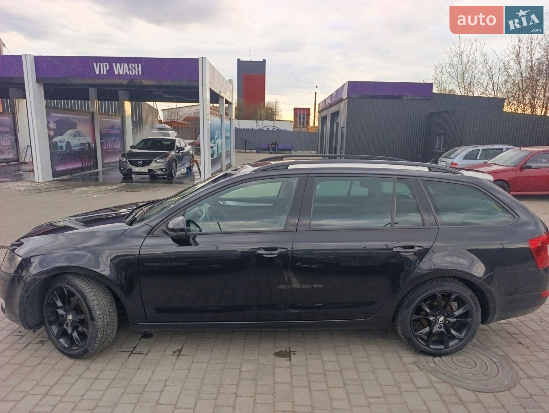 Skoda Octavia 2015 VIN TMBJG9NE3G0095334 фото оголошення 4 з 34