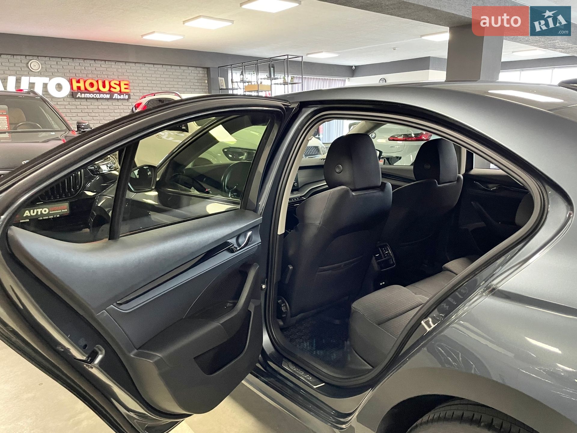Skoda Octavia 2020 VIN TMBAC4NX3MY070026 фото оголошення 34 з 69