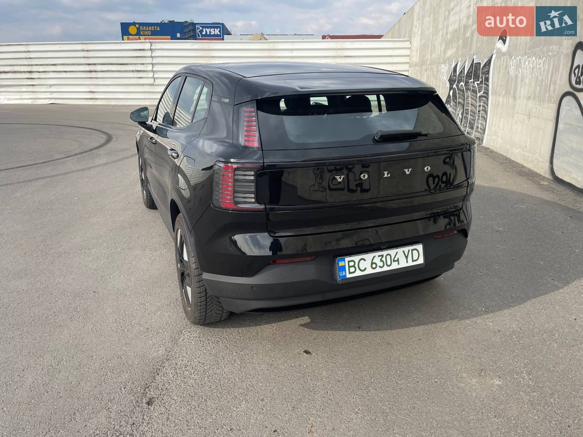 Volvo EX30 2024 VIN YV12ZEL98RS037816 фото оголошення 5 з 46