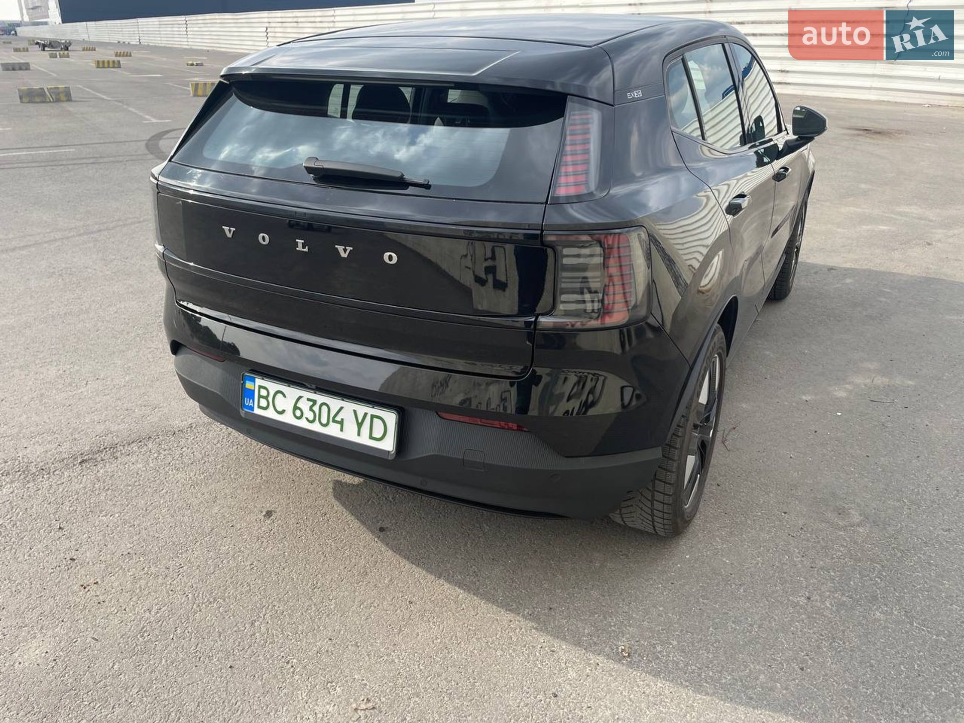 Volvo EX30 2024 VIN YV12ZEL98RS037816 фото оголошення 6 з 46
