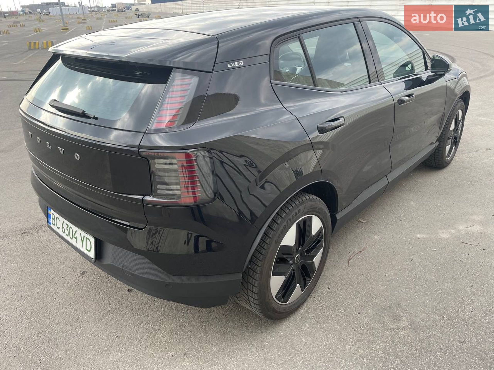 Volvo EX30 2024 VIN YV12ZEL98RS037816 фото оголошення 10 з 46
