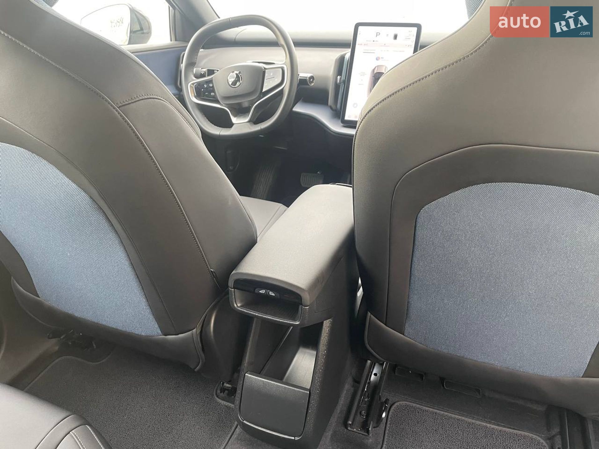 Volvo EX30 2024 VIN YV12ZEL98RS037816 фото оголошення 25 з 46
