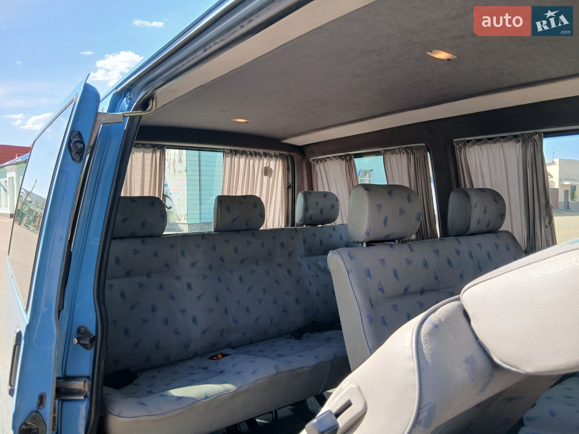 Volkswagen Transporter 2002 VIN WV1ZZZ70Z3X061709 фото оголошення 17 з 20