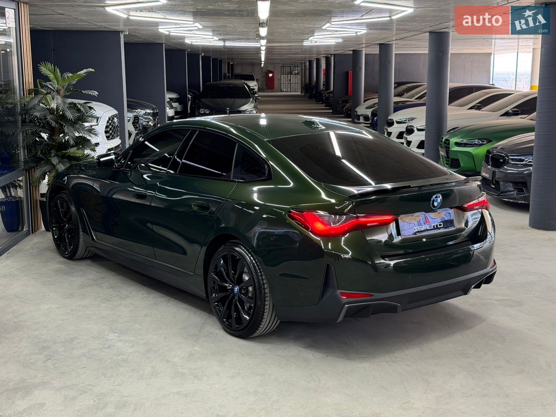 BMW i4 2024 VIN WBY43AW06RFS77461 фото оголошення 10 з 31
