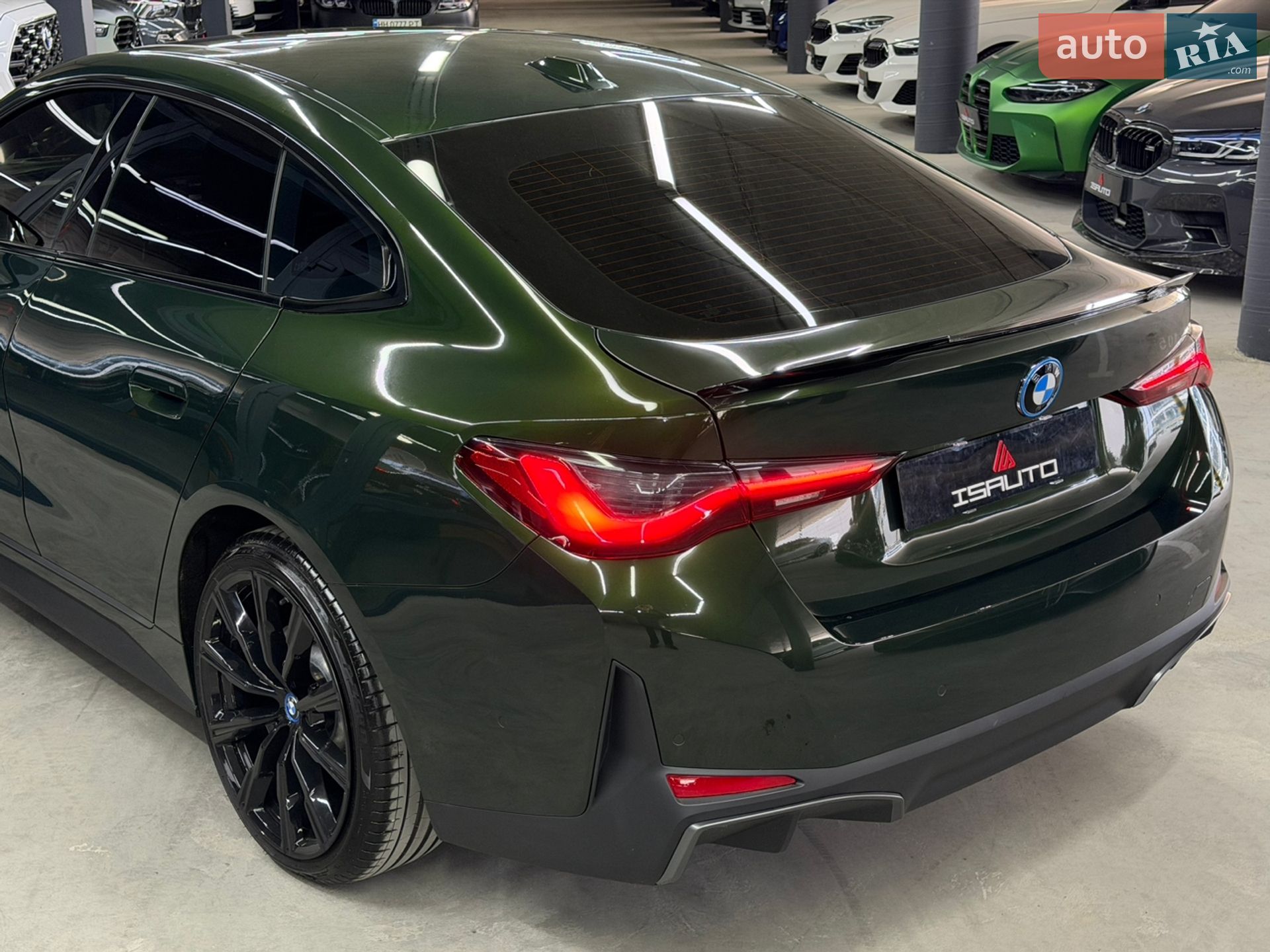 BMW i4 2024 VIN WBY43AW06RFS77461 фото оголошення 12 з 31