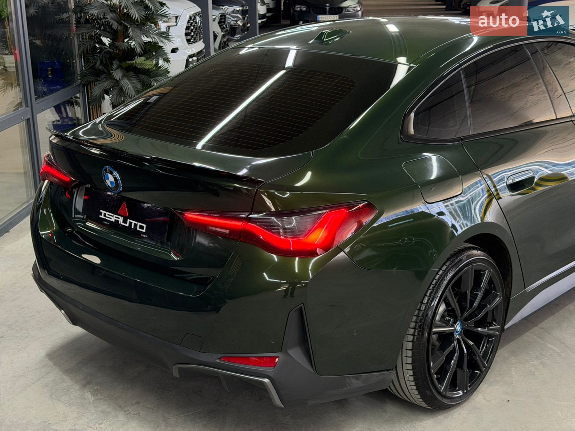 BMW i4 2024 VIN WBY43AW06RFS77461 фото оголошення 17 з 31