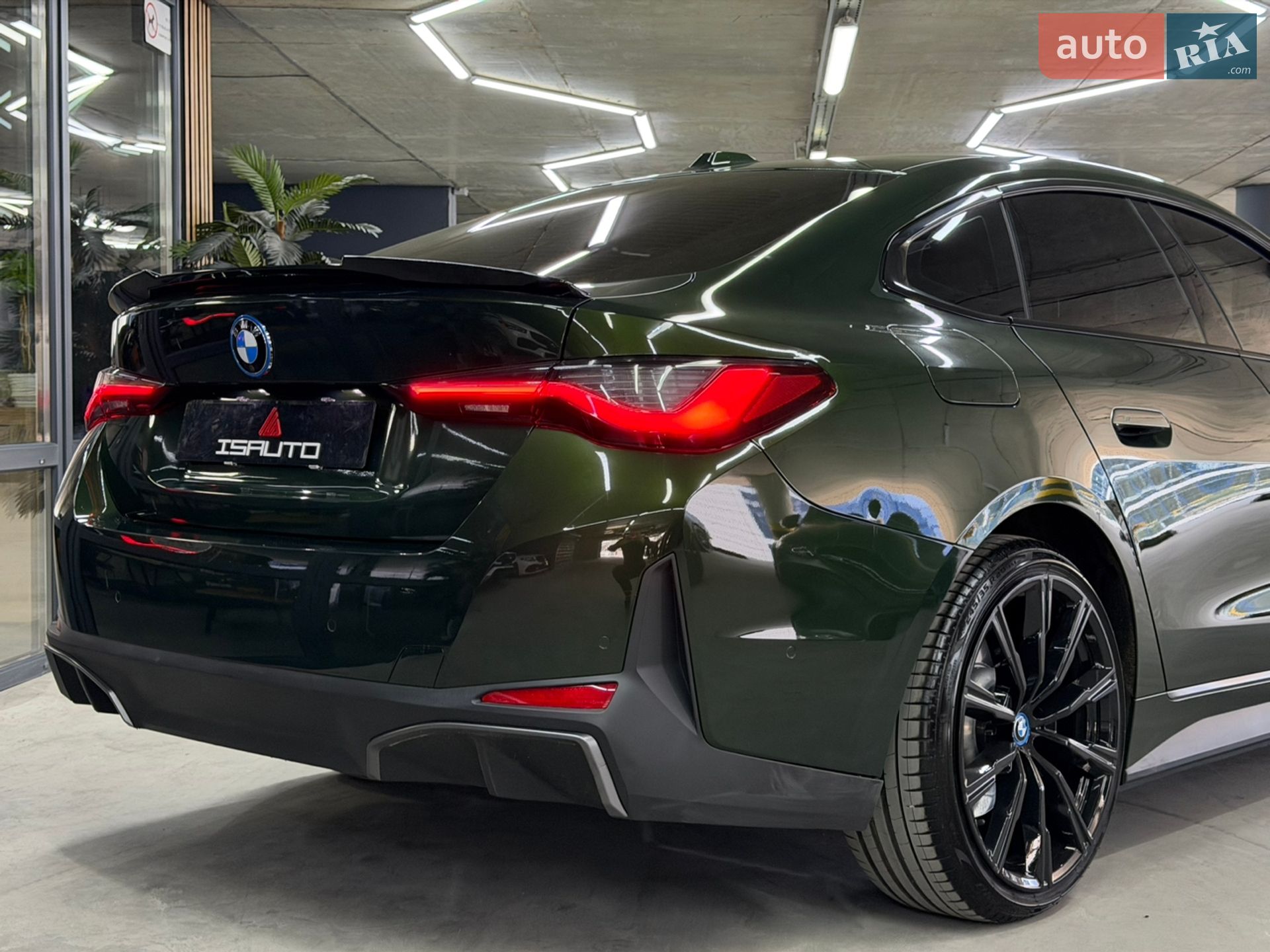 BMW i4 2024 VIN WBY43AW06RFS77461 фото оголошення 18 з 31
