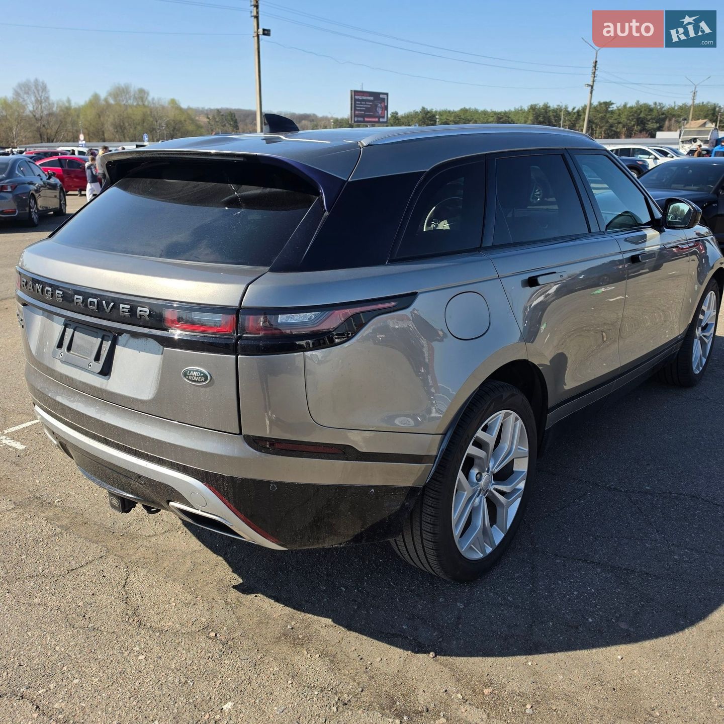 Land Rover Range Rover Velar 2017 VIN SALYL2RV6JA744047 фото оголошення 5 з 24