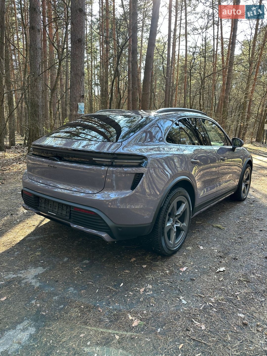 Porsche Macan 2024 VIN WP1ZZZXAZSL175524 фото оголошення 19 з 46