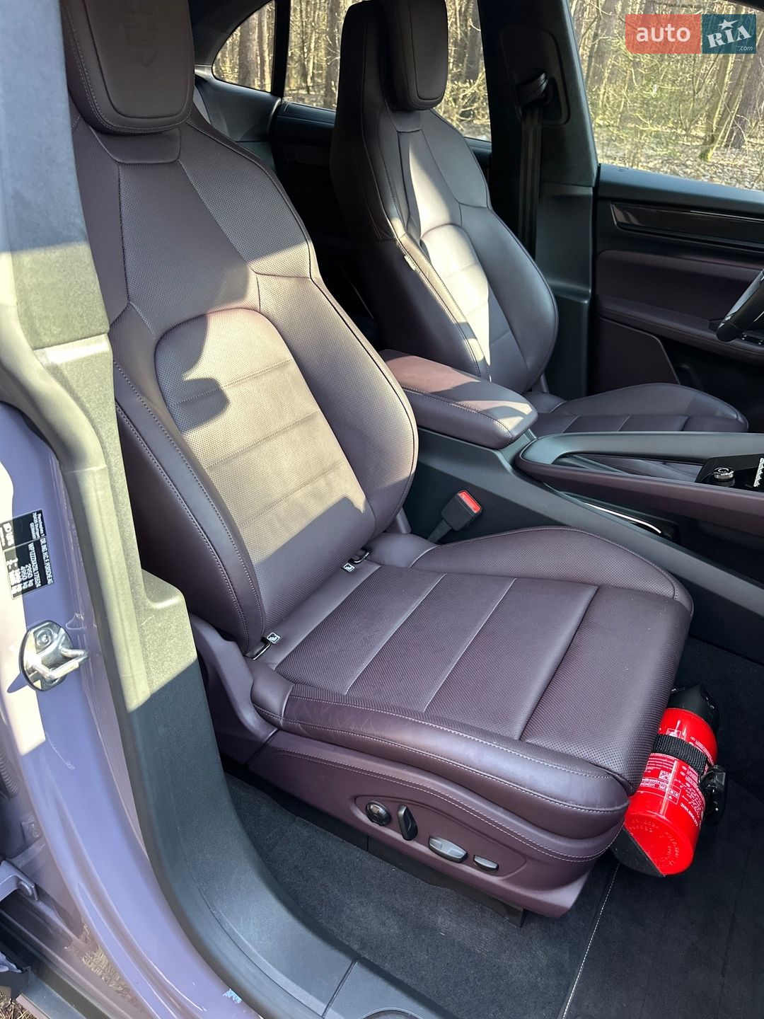 Porsche Macan 2024 VIN WP1ZZZXAZSL175524 фото оголошення 26 з 46