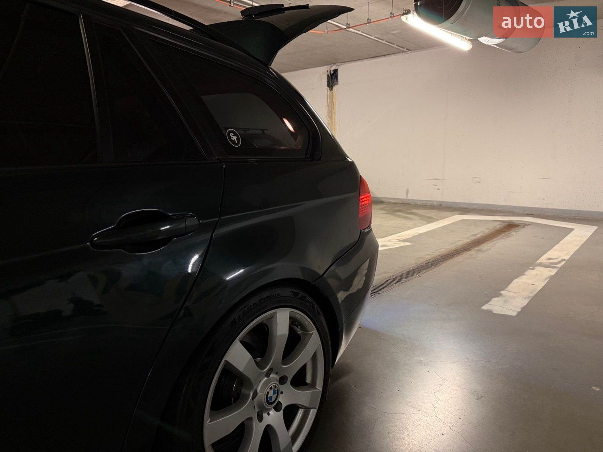 BMW 3 Series 2006 VIN WBAVU11000KW88758 фото оголошення 9 з 29