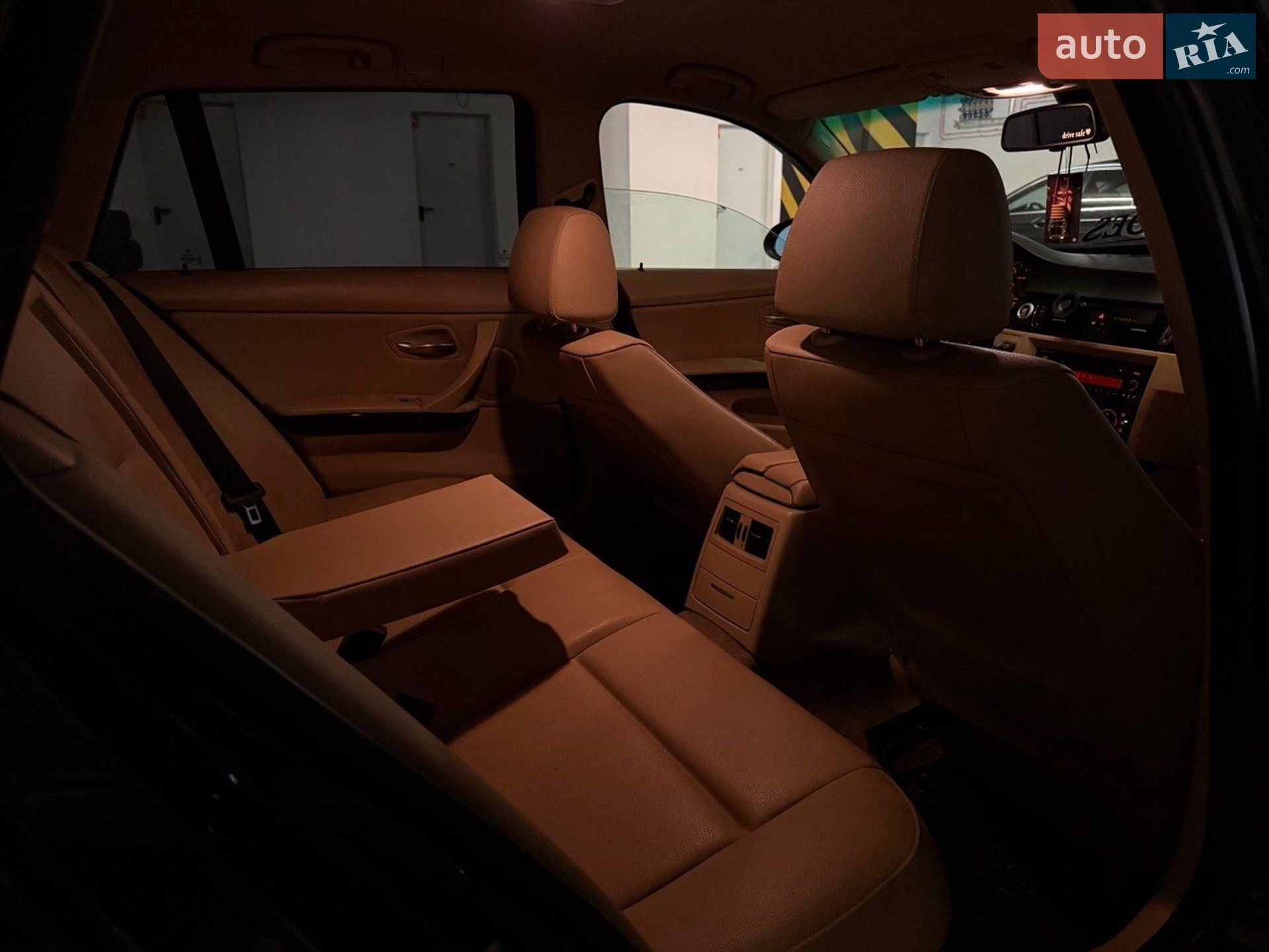 BMW 3 Series 2006 VIN WBAVU11000KW88758 фото оголошення 20 з 29