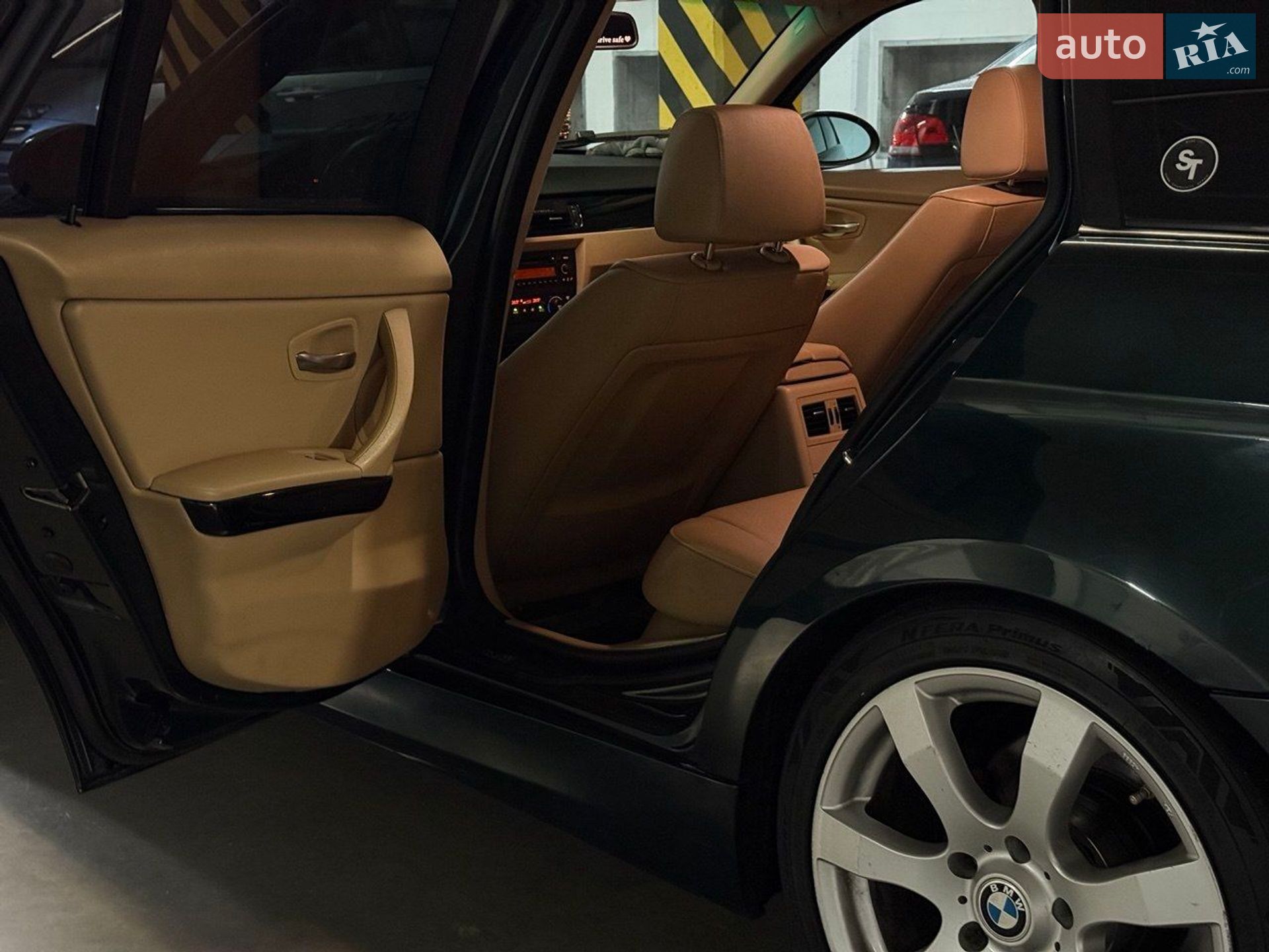 BMW 3 Series 2006 VIN WBAVU11000KW88758 фото оголошення 24 з 29