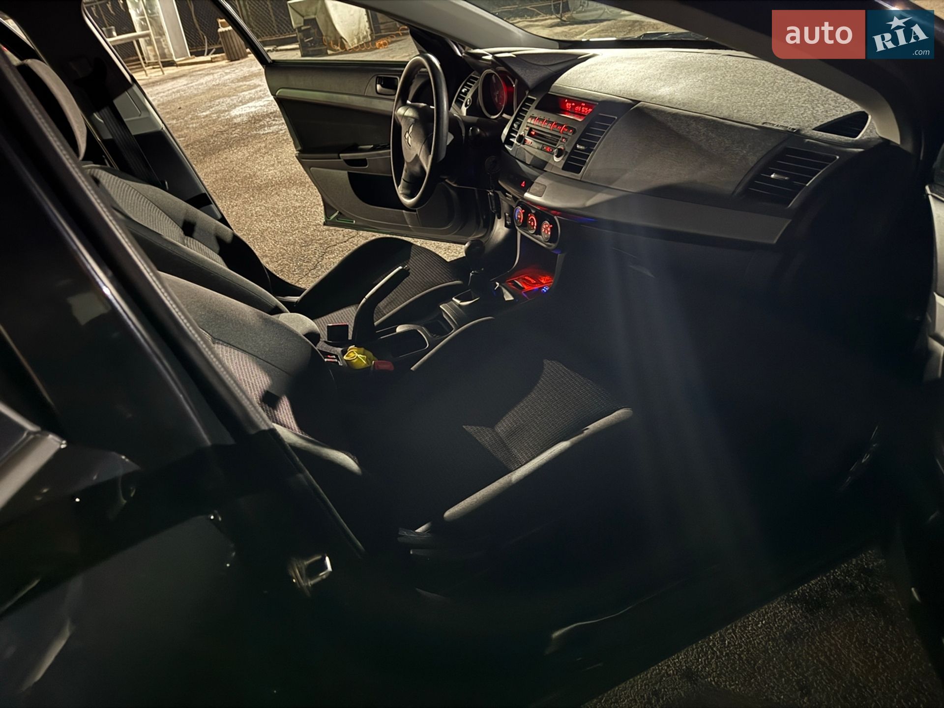 Mitsubishi Lancer 2010 VIN JMBSNCY2ABU001216 фото оголошення 33 з 39