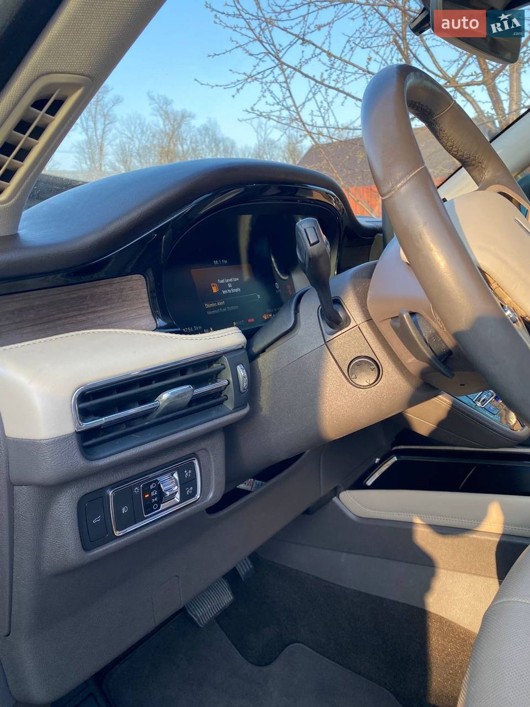 Lincoln Corsair 2021 VIN 5LMCJ2D90MUL21137 фото оголошення 8 з 22
