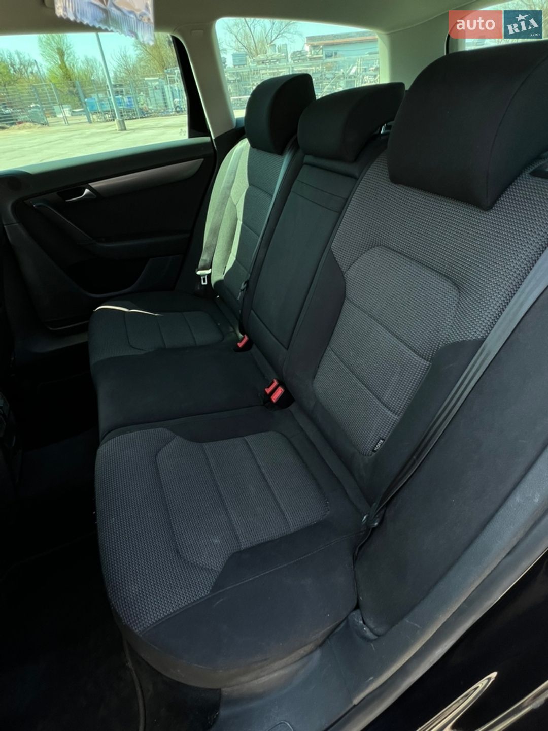 Volkswagen Passat 2011 VIN WVWZZZ3CZCE098500 фото оголошення 20 з 30