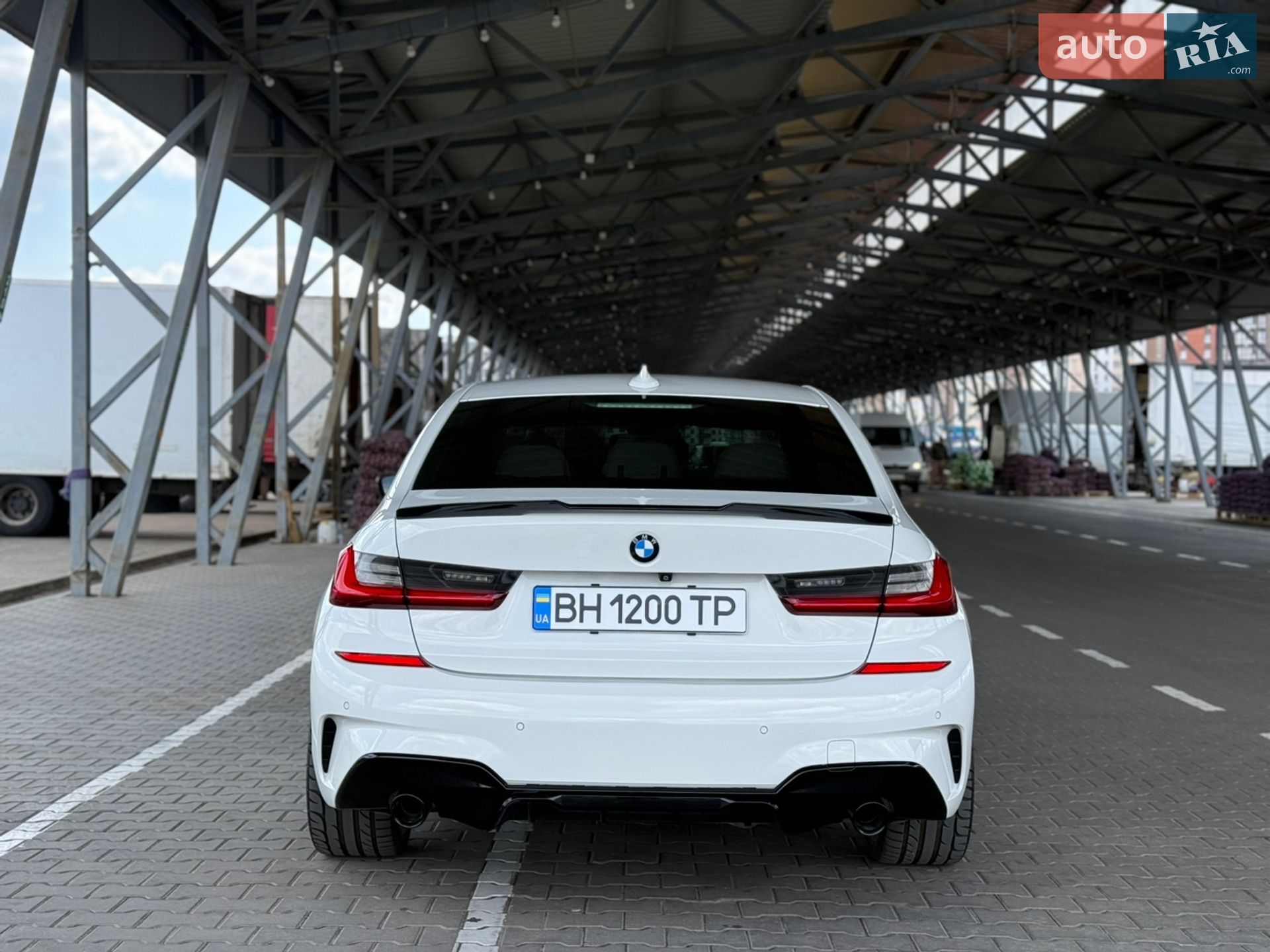 BMW 3 Series 2019 VIN 3MW5R7J06L8B09430 фото оголошення 20 з 39