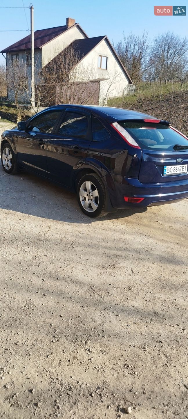 Ford Focus 2010 VIN WF0PXXGCDPAA86432 фото оголошення 3 з 27