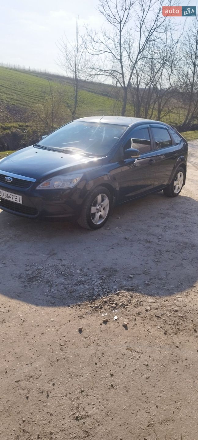 Ford Focus 2010 VIN WF0PXXGCDPAA86432 фото оголошення 4 з 27