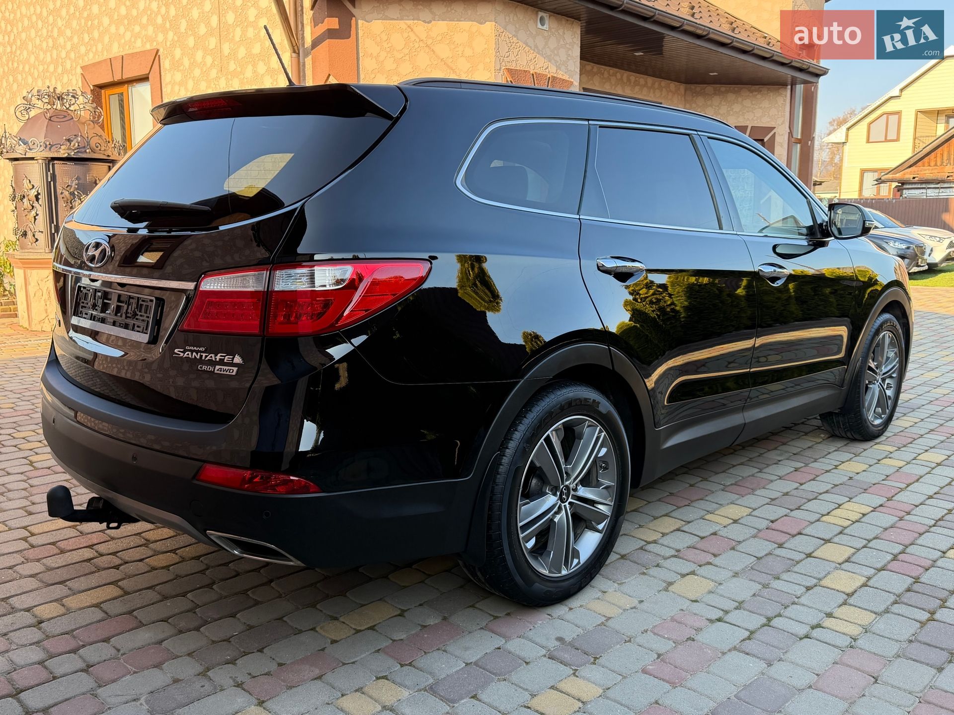 Hyundai Grand Santa Fe 2014 VIN KMHSN81XDEU077067 фото оголошення 6 з 131