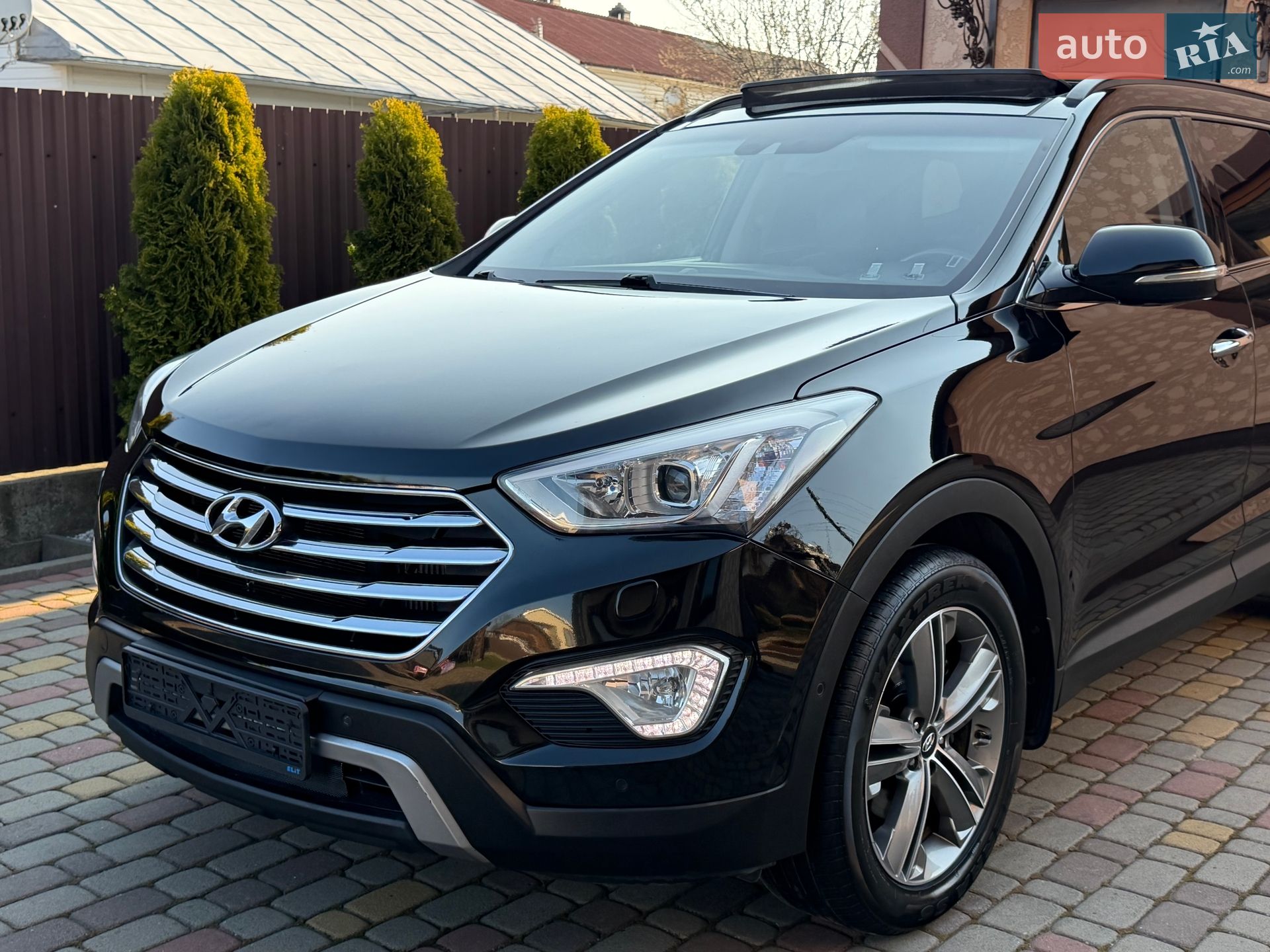 Hyundai Grand Santa Fe 2014 VIN KMHSN81XDEU077067 фото оголошення 39 з 131
