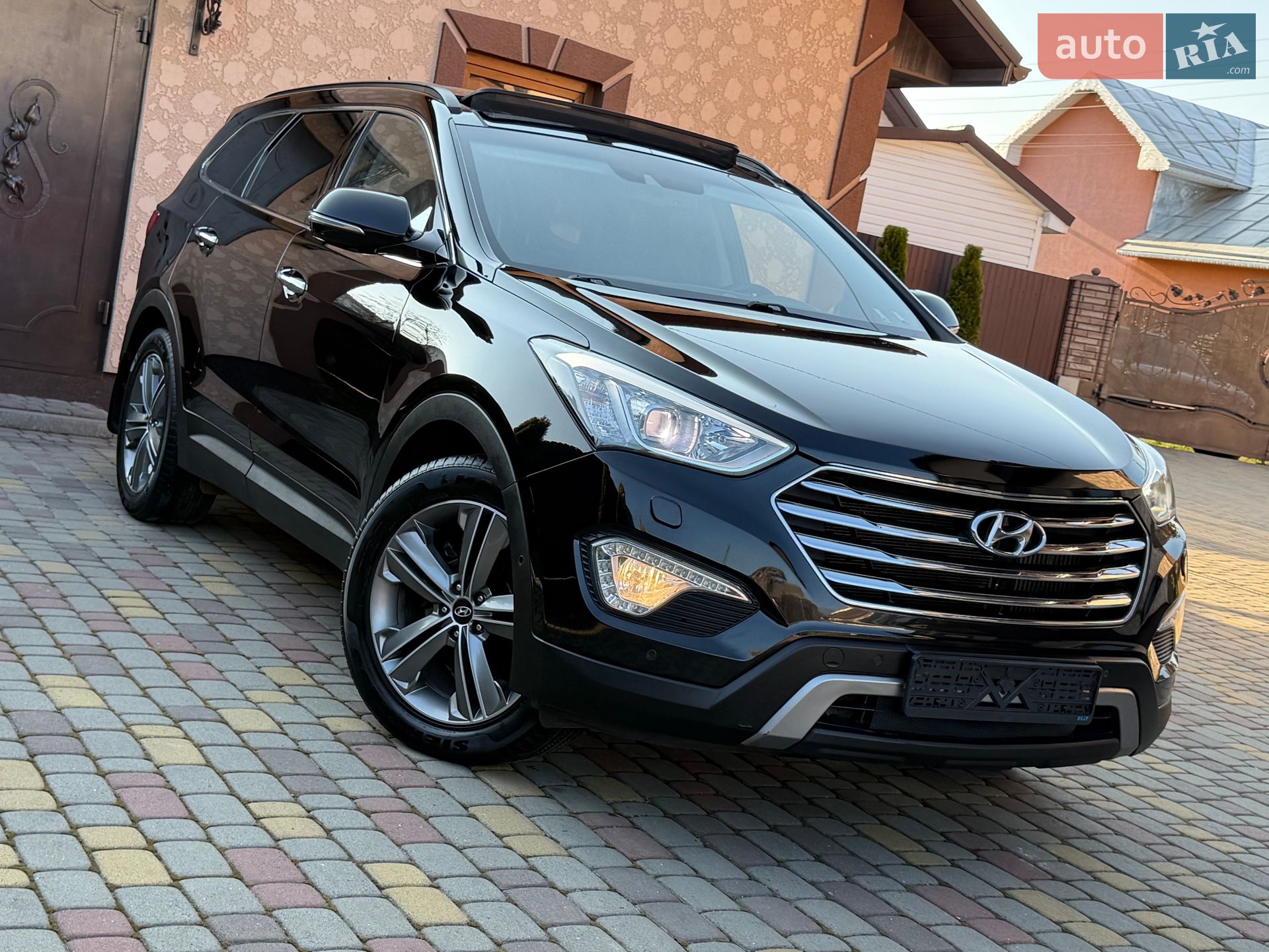 Hyundai Grand Santa Fe 2014 VIN KMHSN81XDEU077067 фото оголошення 48 з 131