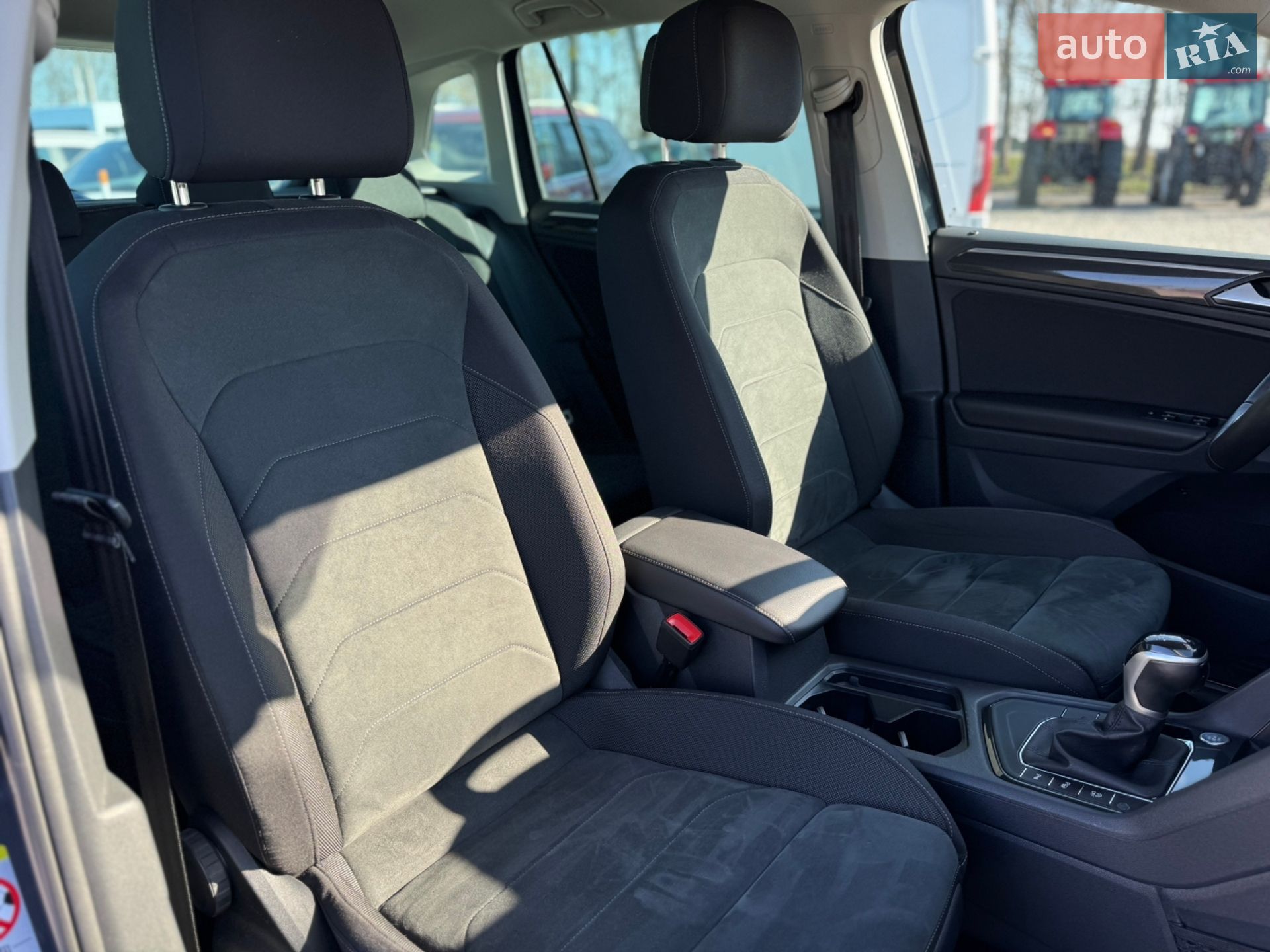 Volkswagen Tiguan 2022 VIN WVGZZZ5N9PW000944 фото оголошення 13 з 66