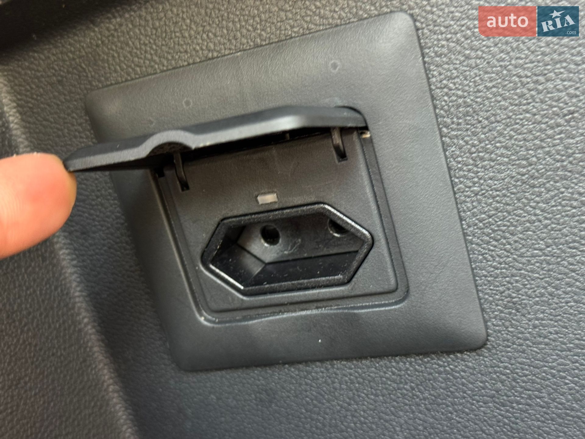 Volkswagen Tiguan 2022 VIN WVGZZZ5N9PW000944 фото оголошення 49 з 66