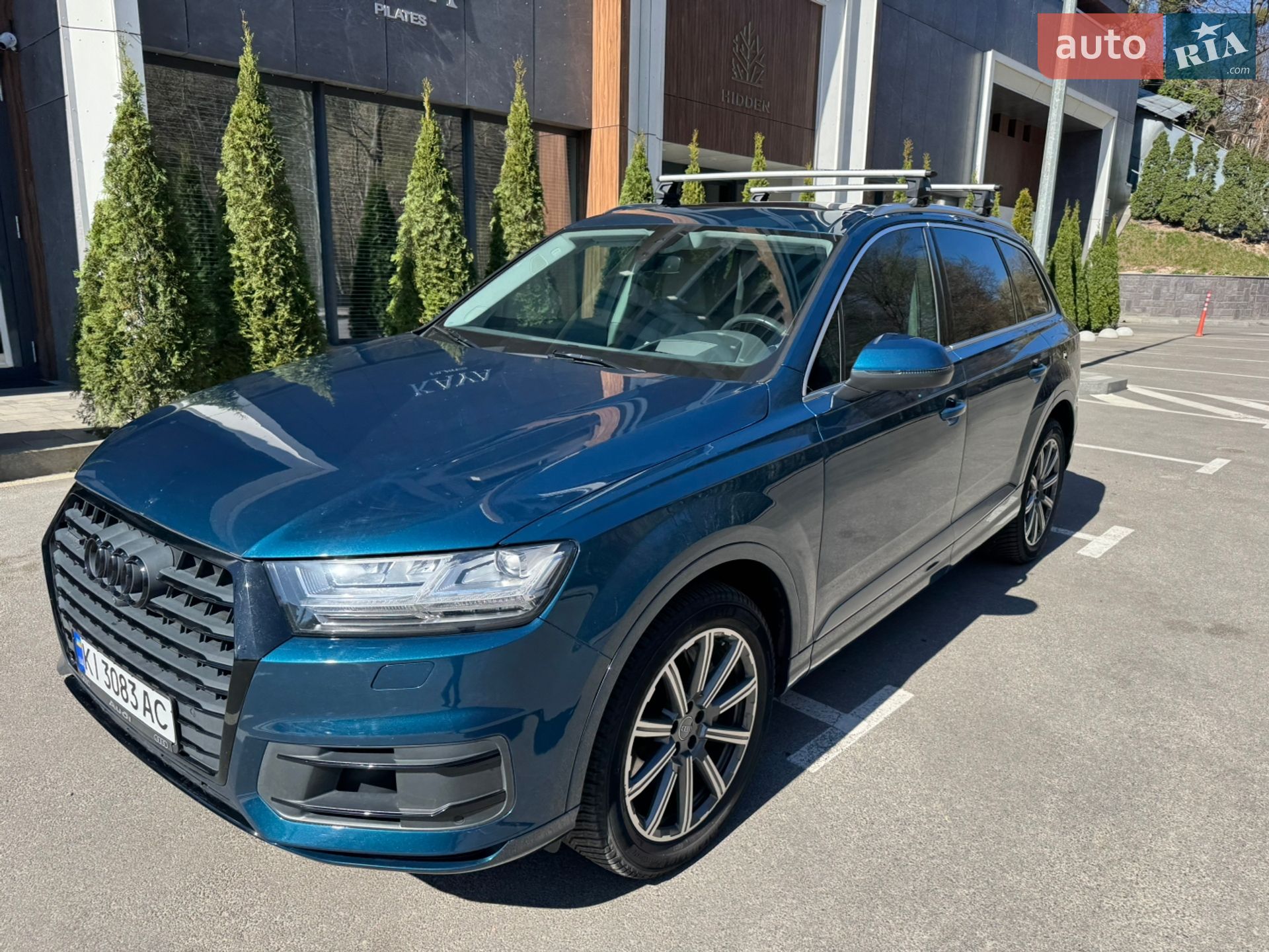 Audi Q7 2017 VIN WA1VAAF78JD023902 фото оголошення 10 з 26