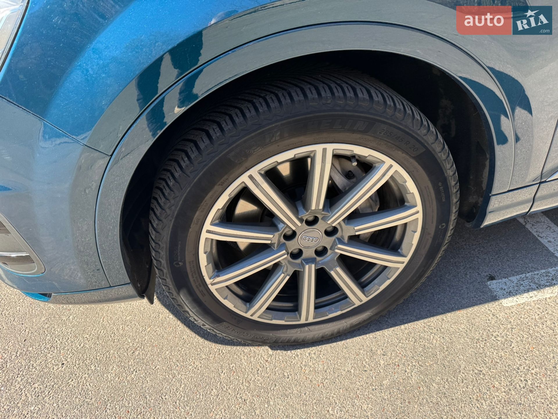 Audi Q7 2017 VIN WA1VAAF78JD023902 фото оголошення 12 з 26
